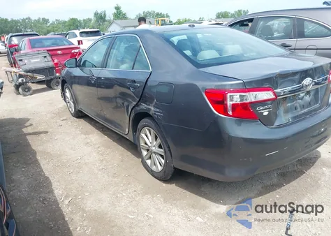 2012 Toyota Camry Xle V6 z USA, uszkodzony, nr VIN 4T1BK1FK9CU002890